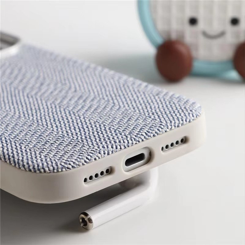 Tech Woven Canvas Luxury Magne - đánh giá và giá Magsafe Wireless Charger
